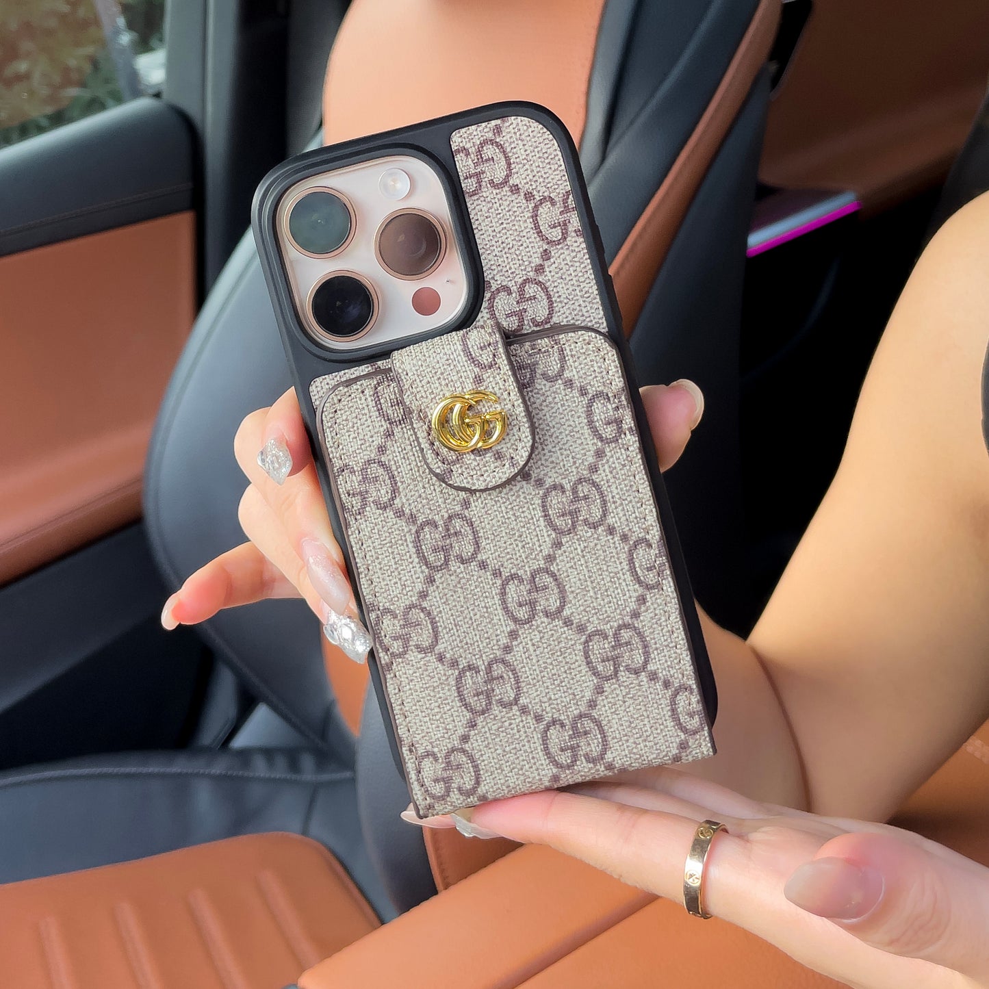 Ylellinen Crossbody iPhone -kuori korttipidikkeellä & hihnalla