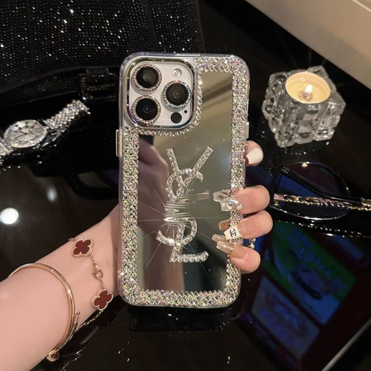 Glamorous Beauty Mirror iPhone-hoesje – Make-up & Stijl voor onderweg!