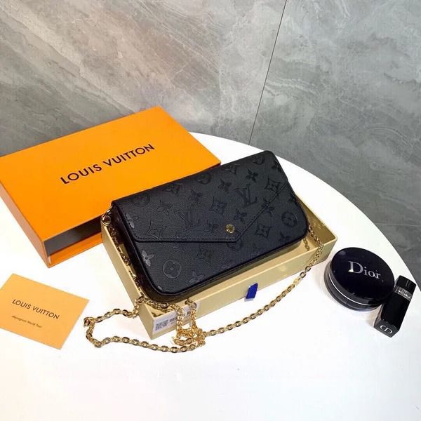 Crossbody com corrente de envelope com monograma vintage