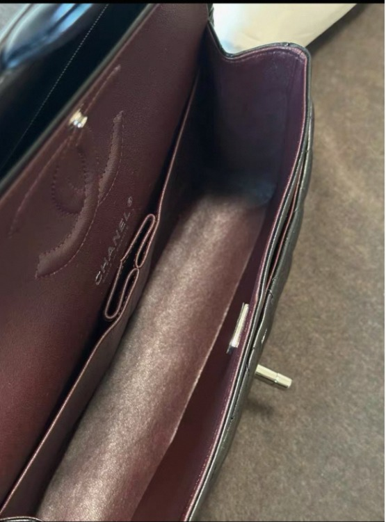 Bolsa de ombro clássica acolchoada com corrente
