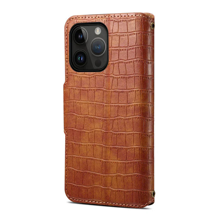 Capa para iPhone com estampa de jacaré com carteira e alça