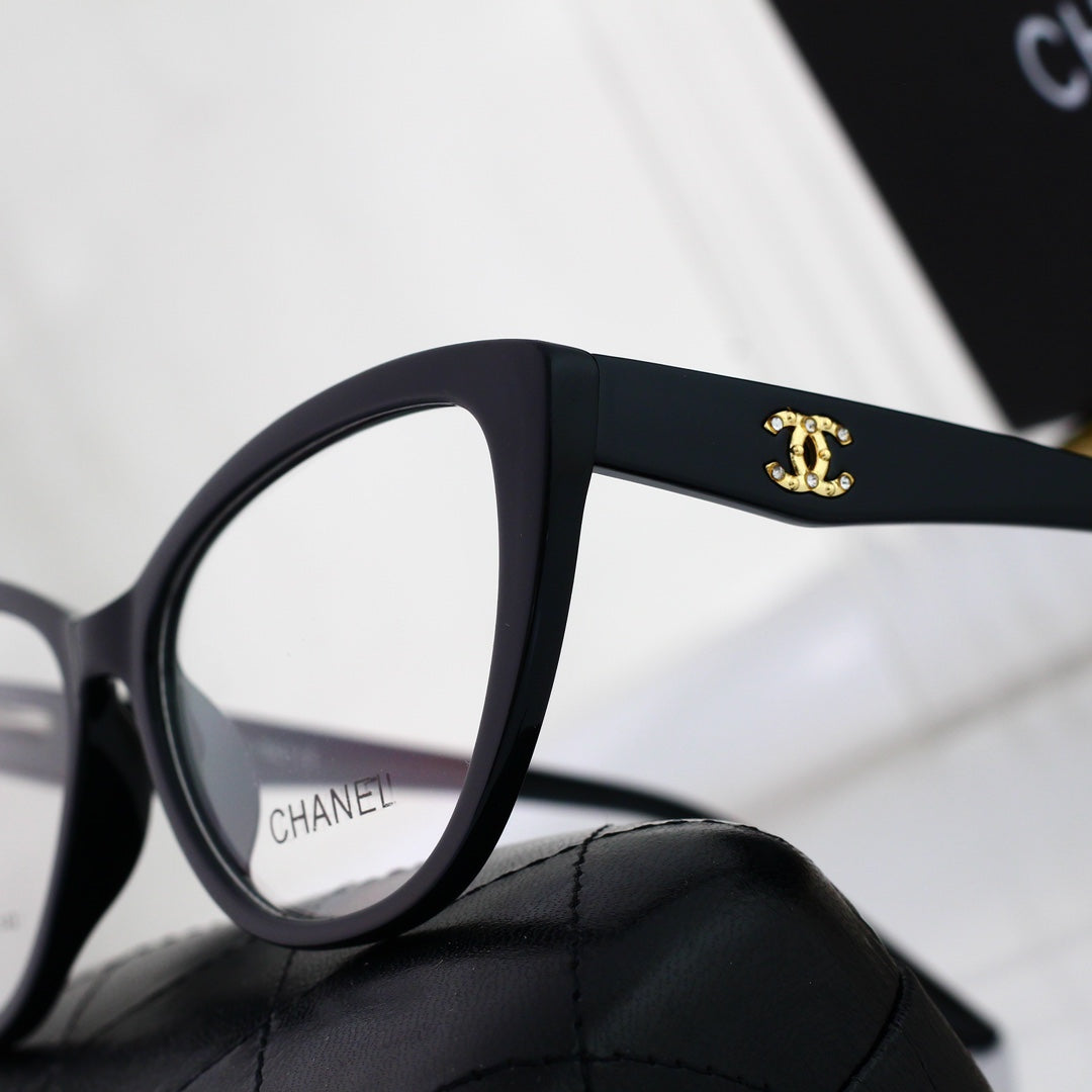 Gafas de ojos de gato de colores a juego