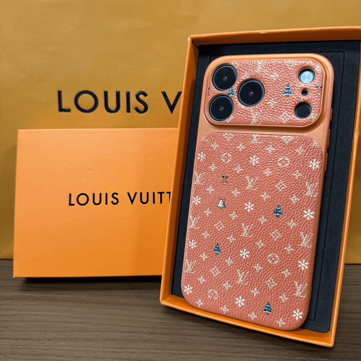 Luksus flerfarget Monogram iPhone-deksel