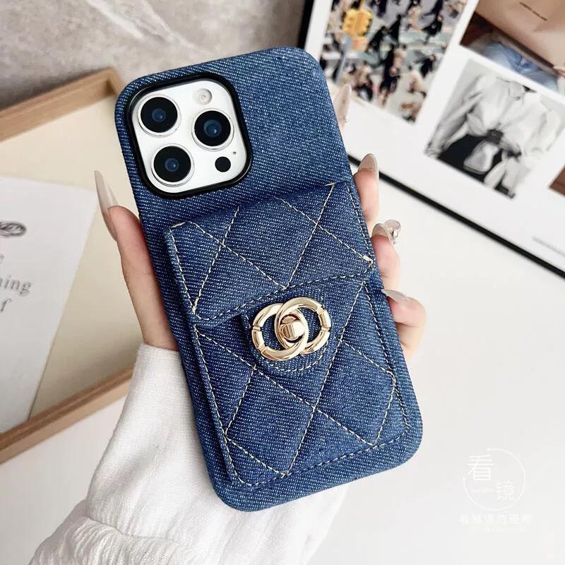 Capa acolchoada crossbody para iPhone com alça de corrente & Bolso para cartão