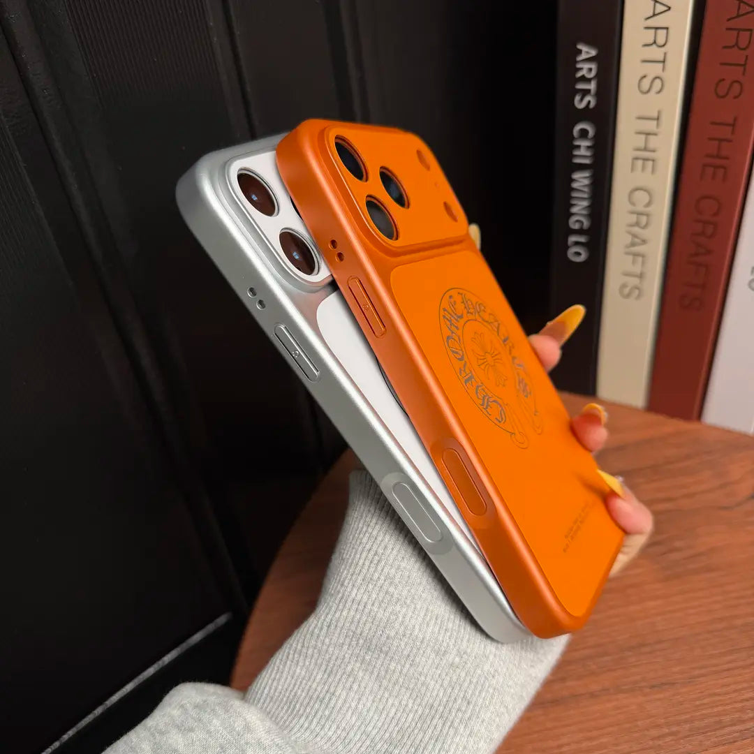 Chrome Hearts suojaava iPhone-kotelo