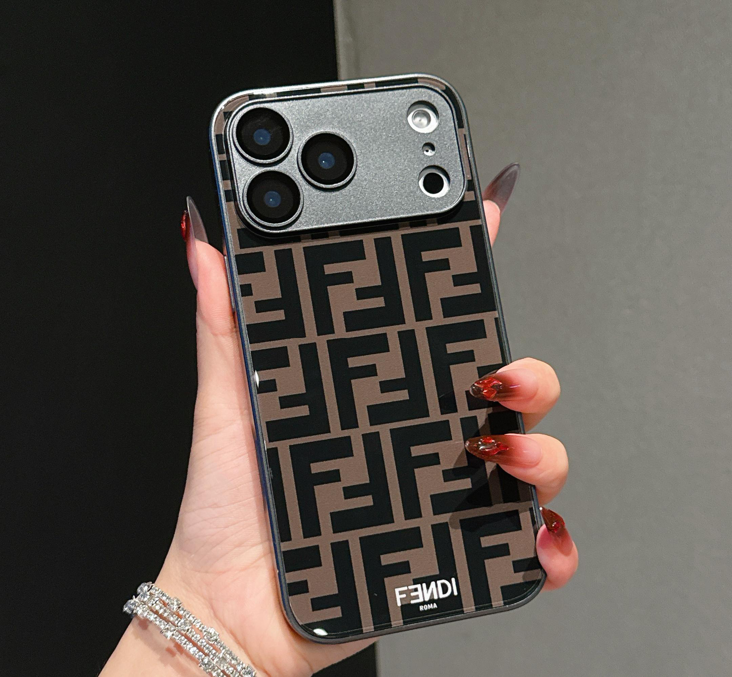 Θήκη iPhone με πολυτελή μοτίβο αντικραδασμική με προστασία κάμερας