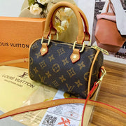 Klassinen Monogrammi Mini Barrel Bag