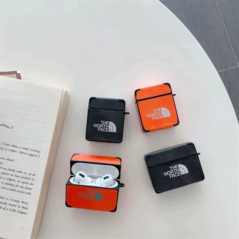 Οι θήκες North Face AirPods