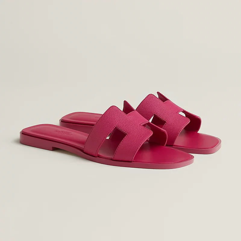 Minimal Dobbel H Logo Slides – Minimal Chic Sandaler